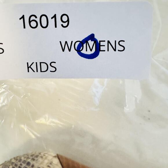 Stuart Weitzman Shoes Womens 6 Ivory Leather Pump Snake Embossed Stiletto Heels - Picture 11 of 11